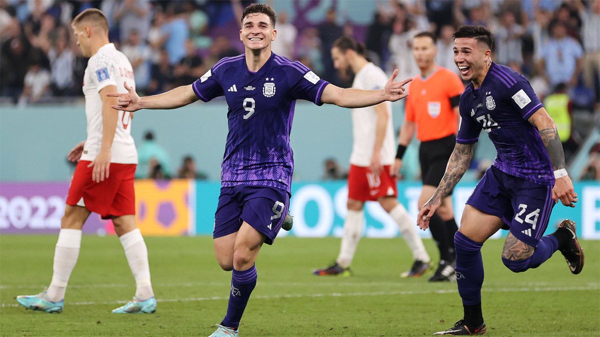 El festejo de Julián Álvarez, gol con ADN riverplatense.