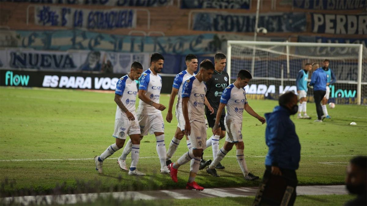 Godoy Cruz fue vapuleado por River que lo venciò por 6 a 1. (Fotos Fernando Martinez/UNO).