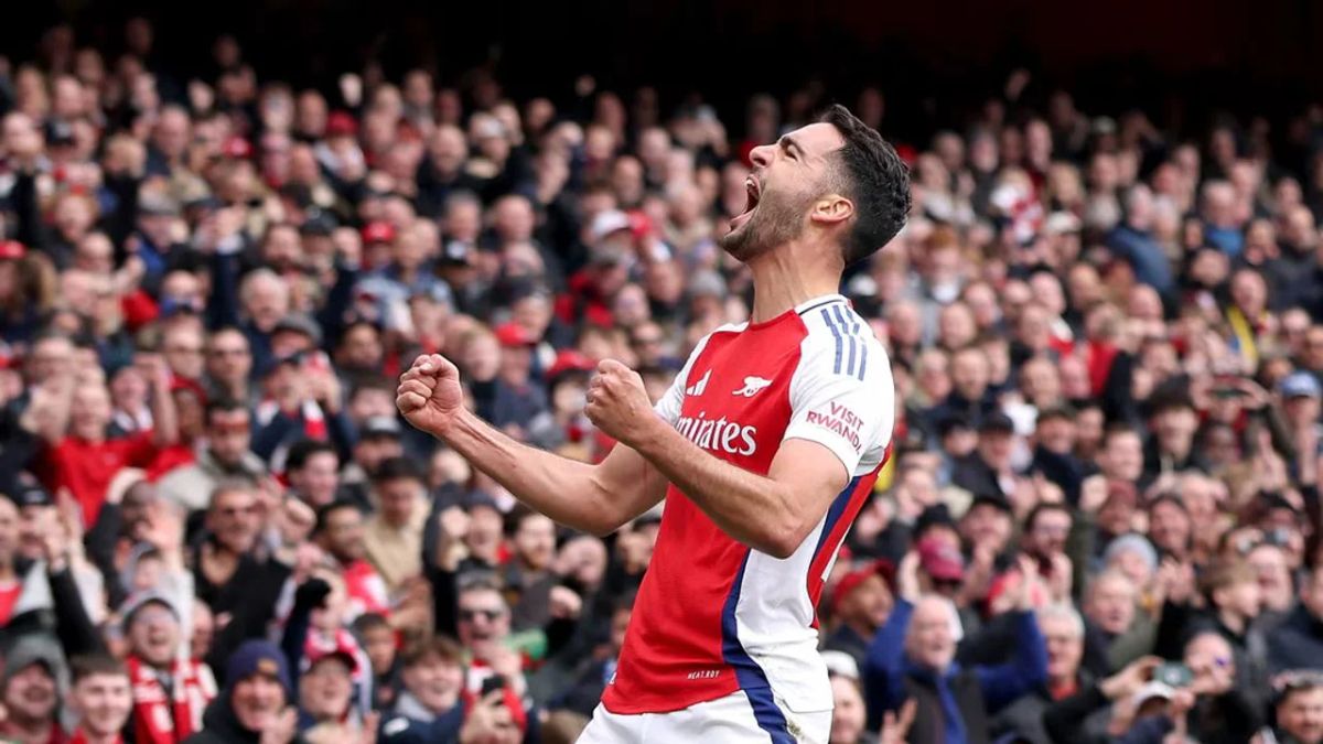 Mikel Merino anotó de cabeza para el Arsenal y así superaron al Chelsea en el clásico de Londres de la Premier League.