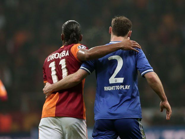 El Chelsea se llevó un empate del infierno de Estambul