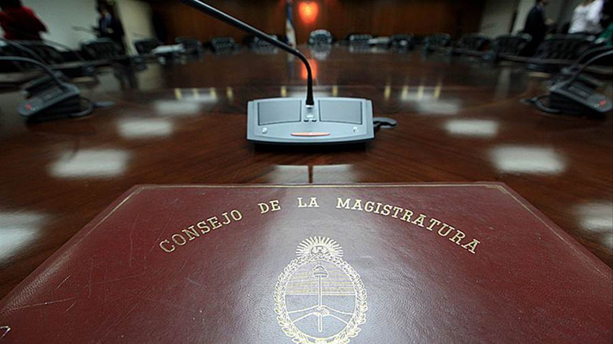 Desde hace casi tres meses, la Corte Suprema de Justicia de la Nación posterga la toma de juramento de los representantes del Senado de la Nación en el Consejo de la Magistratura (Foto: NA) Desde hace casi tres meses, la Corte Suprema de Justicia de la Nación posterga la toma de juramento de los representantes del Senado de la Nación en el Consejo de la Magistratura (Foto: NA)