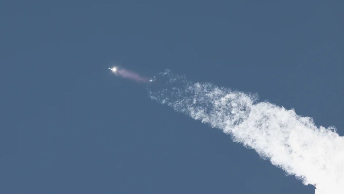 Video: una nave de Space X quedó destruida en el reingreso a la Tierra tras un vuelo de prueba