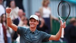 Jannik Sinner le ganó a Carlos Alcaraz el Masters de Montecarlo y lo desplazó del primer puesto del ranking ATP. Jannik Sinner le ganó a Carlos Alcaraz el Masters de Montecarlo y lo desplazó del primer puesto del ranking ATP.