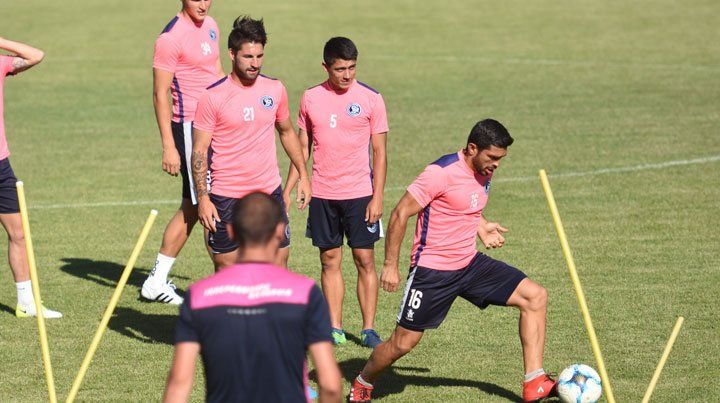 Los suplentes de Independiente Rivadavia se enfrentaron a ...