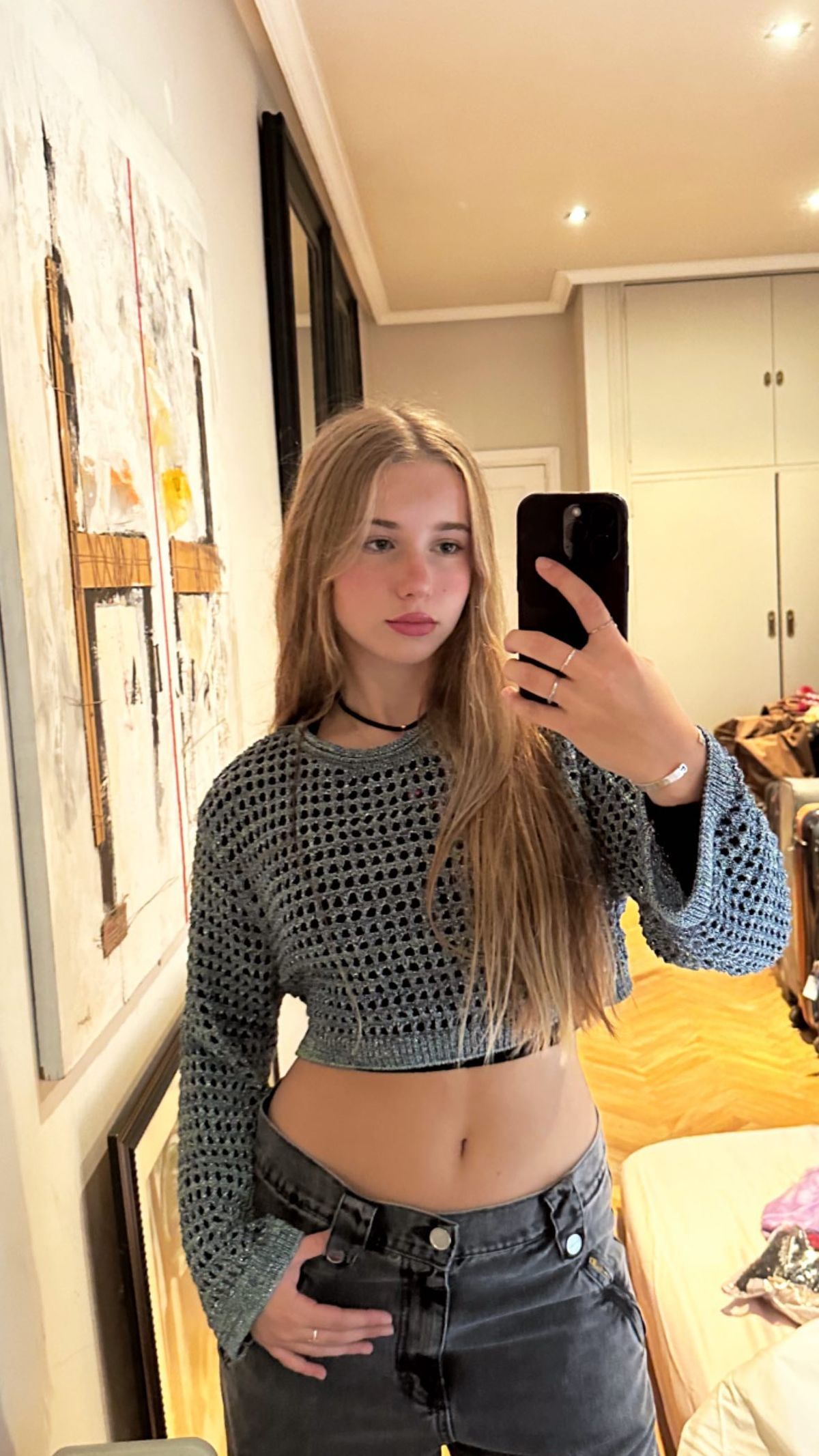 Taína Gravier se pone las transparencias de red de Tini Stoessel y causa impacto. Taína Gravier se pone las transparencias de red de Tini Stoessel y causa impacto.