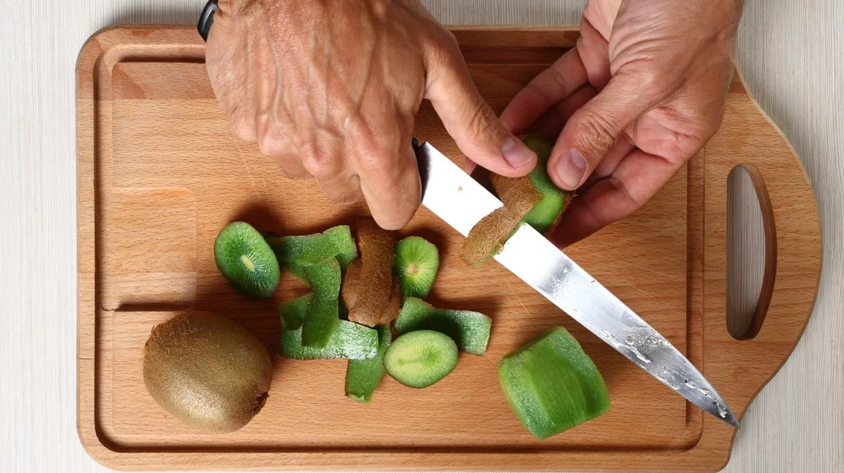Colocar cáscaras de kiwi al sol: por qué recomiendan hacerlo y para qué sirve Colocar cáscaras de kiwi al sol: por qué recomiendan hacerlo y para qué sirve