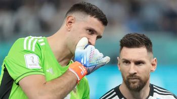 El video explosivo de Dibu Martínez arengando a Messi antes del partido ante Países Bajos