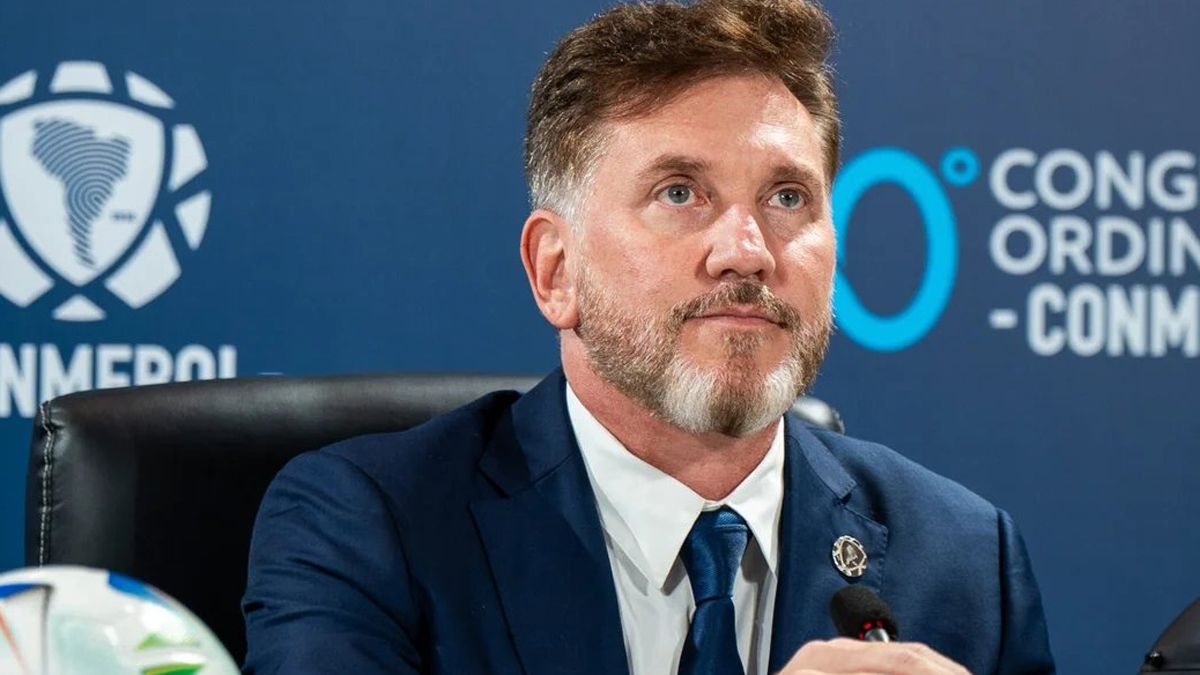 Domínguez quiere un Mundial de 64 equipos.