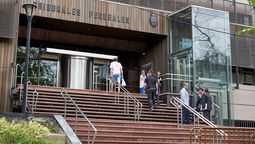 Tras 8 meses, y con reintegro incluido, la Cámara Federal de Apelaciones de Mendoza falló a favor de usuaria mendocina de medicina prepaga. Tras 8 meses, y con reintegro incluido, la Cámara Federal de Apelaciones de Mendoza falló a favor de usuaria mendocina de medicina prepaga.