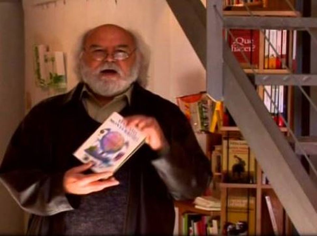 Juan Sasturain hizo en TV el programa Ver para Leer.