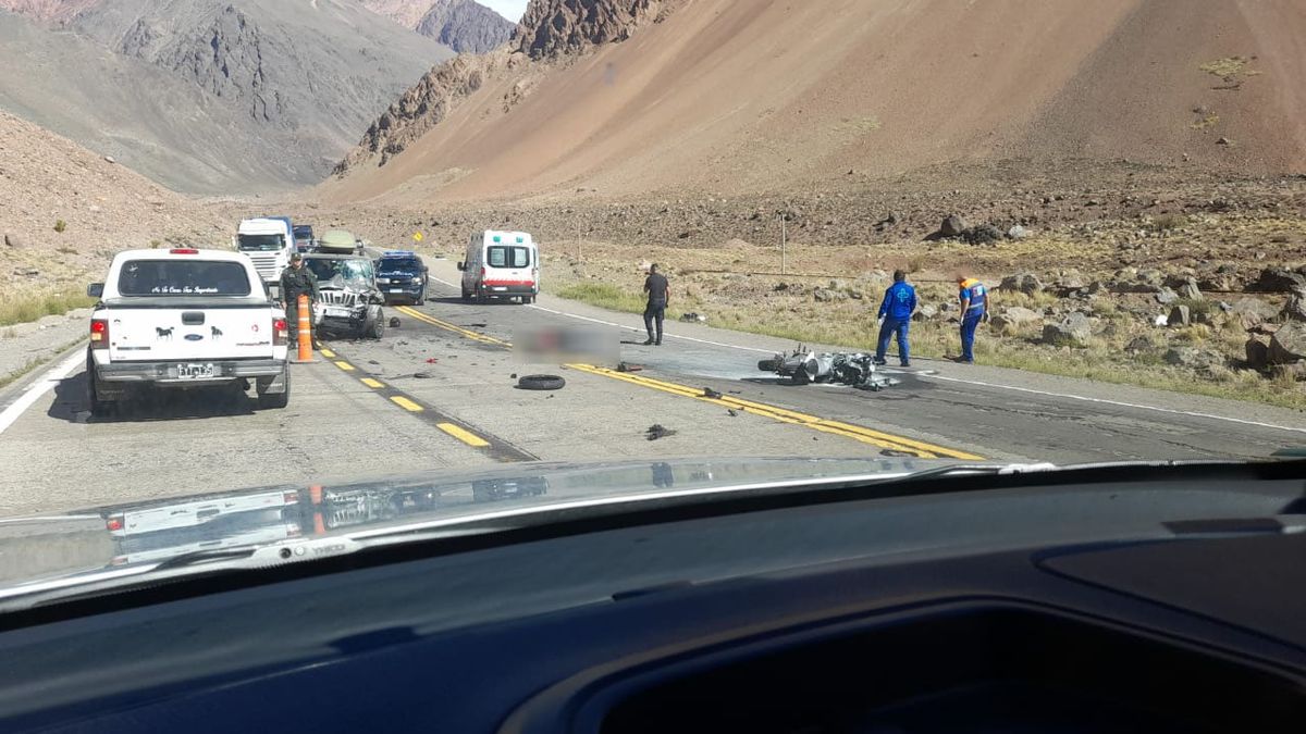 El accidente fatal fue a la altura de Polvaredas, en la Curva del Tiempo, en la alta montaña mendocina, alrededor de las 16 del domingo.