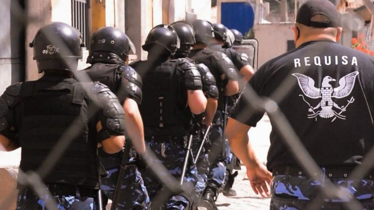 Incautaron celulares, más de 300 gramos de marihuana y 100 de cocaína en el Complejo San Felipe