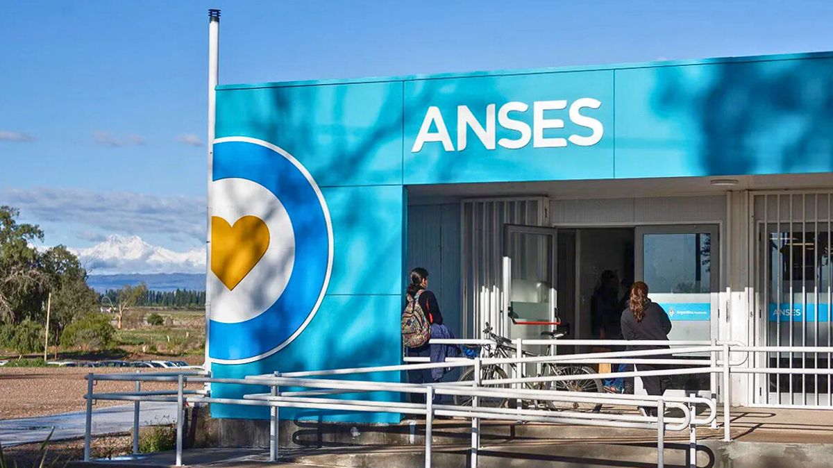 ANSES confirmó el bono de $85.000 para AUH y SUAF en julio 2025: cómo cobrarlo