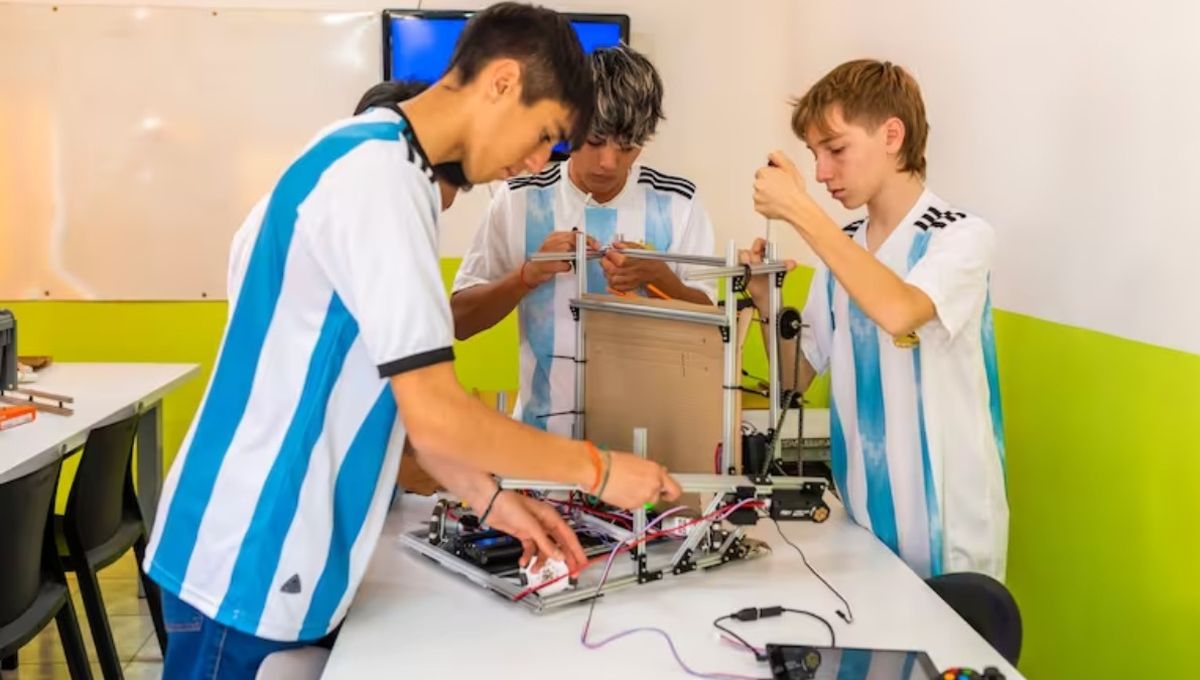 Con un equipo de 8 adolescentes mendocinos, Argentina logró el  subcampeonato en el Mundial de Robótica