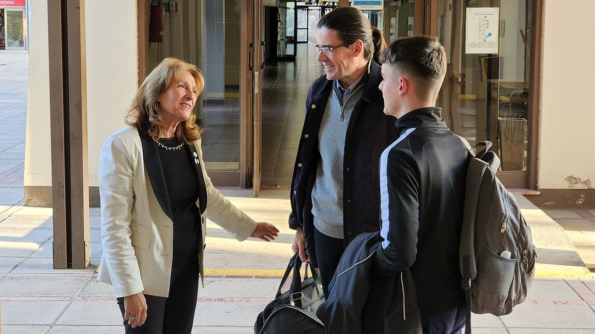 Su vocación por la docencia la mantuvo en la UNCuyo desde finales de los 70' hasta la actualidad