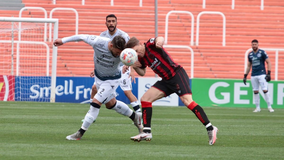 Independiente Rivadavia igualó con Defensores de Belgrano  