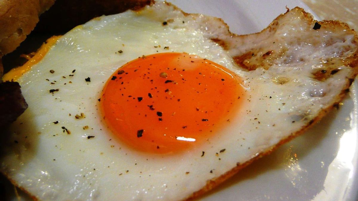 Beneficio de comer huevo frito. Beneficio de comer huevo frito.