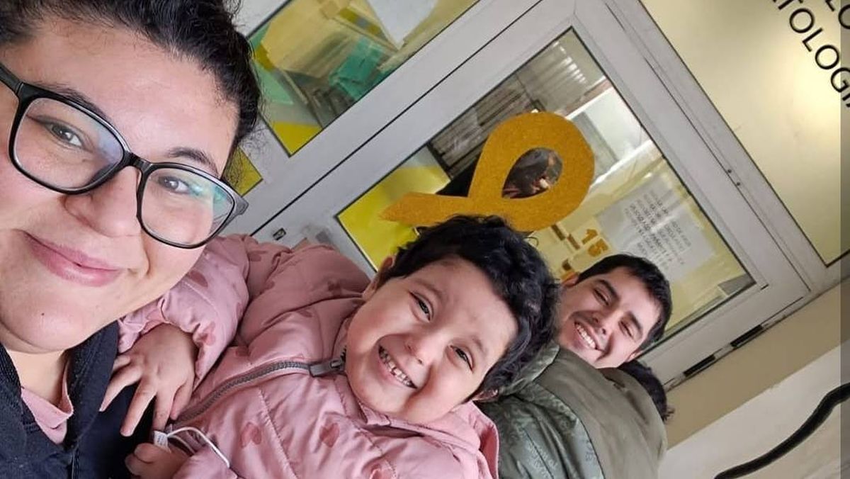 Gracias a la solidaridad de la gente, la pequeña Gracias a la solidaridad de la gente, la pequeña