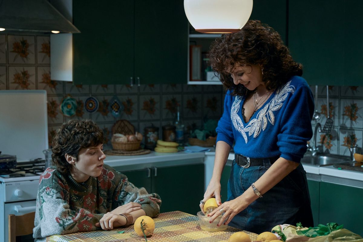 La serie de Netflix está basada en una reconocida novela. La serie de Netflix está basada en una reconocida novela.