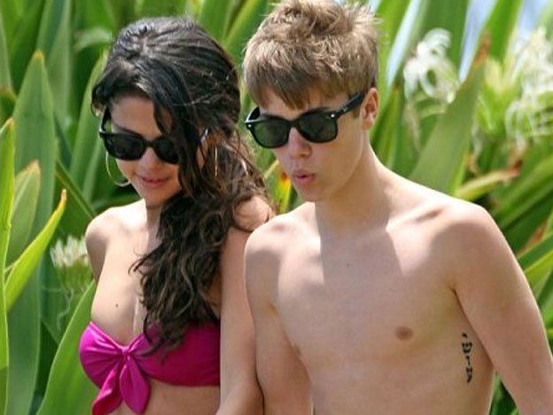 Las fotos hot de las vacaciones Bieber y Selena en Hawai