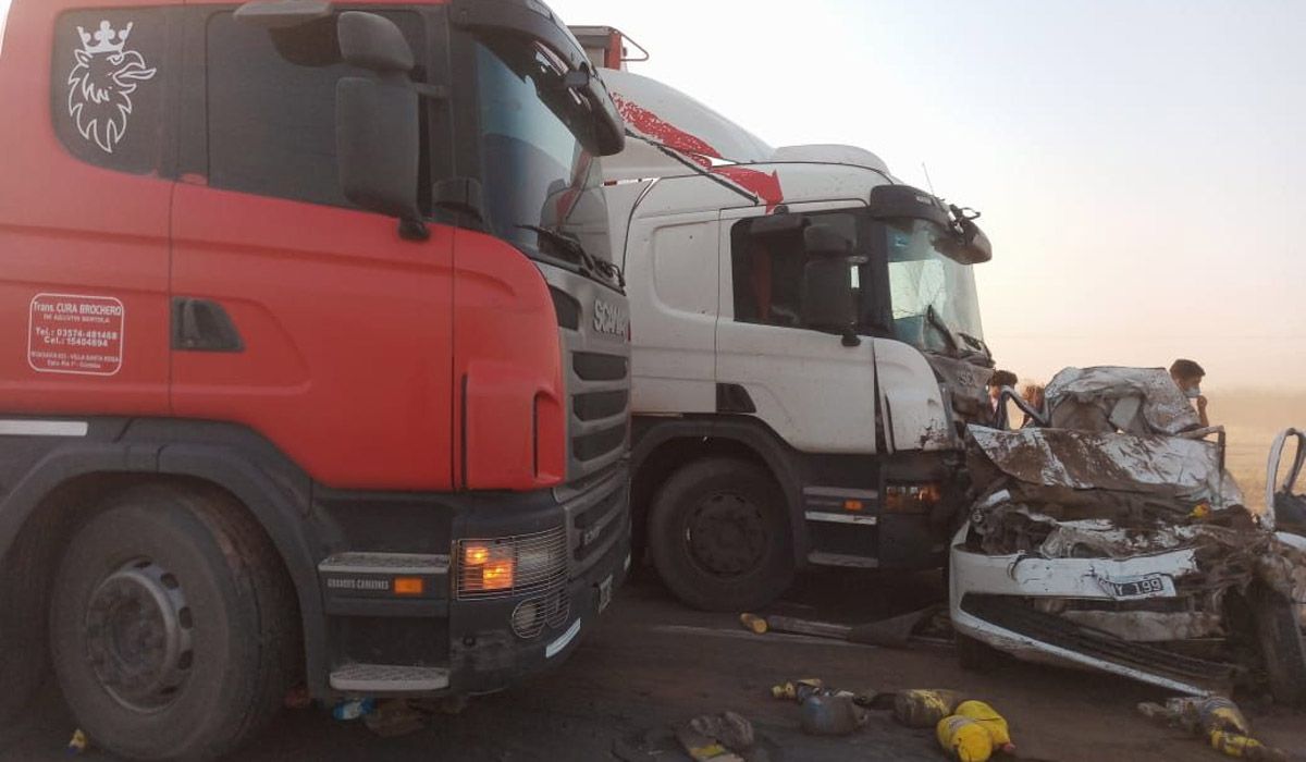 As&iacute; quedaron los veh&iacute;culos del accidente en Ruta 19, C&oacute;rdoba