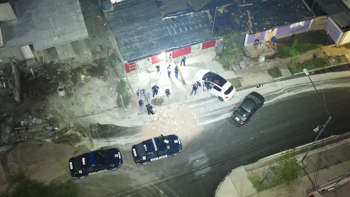 En los allanamientos también trabajó personal del VANT con sus drones para patrullar desde el aire. En los allanamientos también trabajó personal del VANT con sus drones para patrullar desde el aire.