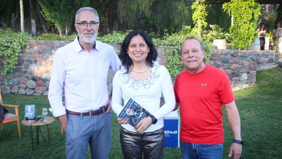 Alfredo Matilla, Alejandra Carrasco y Federico Bandini (finca Bandini) Alfredo Matilla, Alejandra Carrasco y Federico Bandini (finca Bandini)