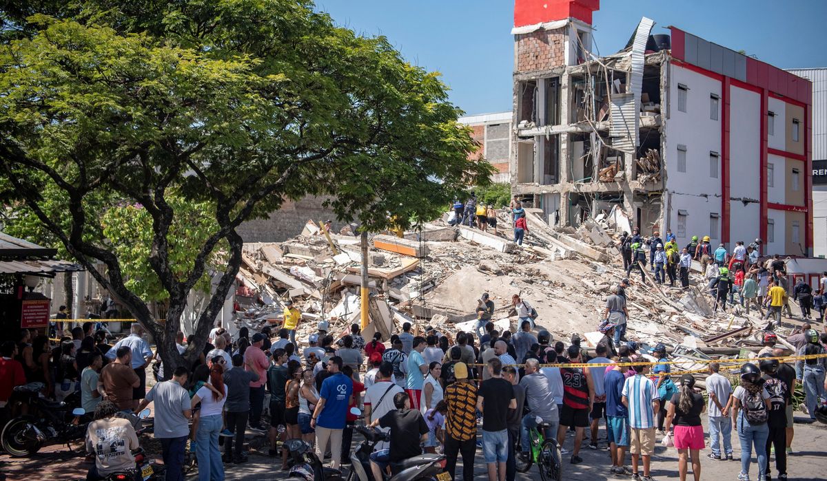 Decenas de edificios colapsaron durante el terremoto con Colombia.