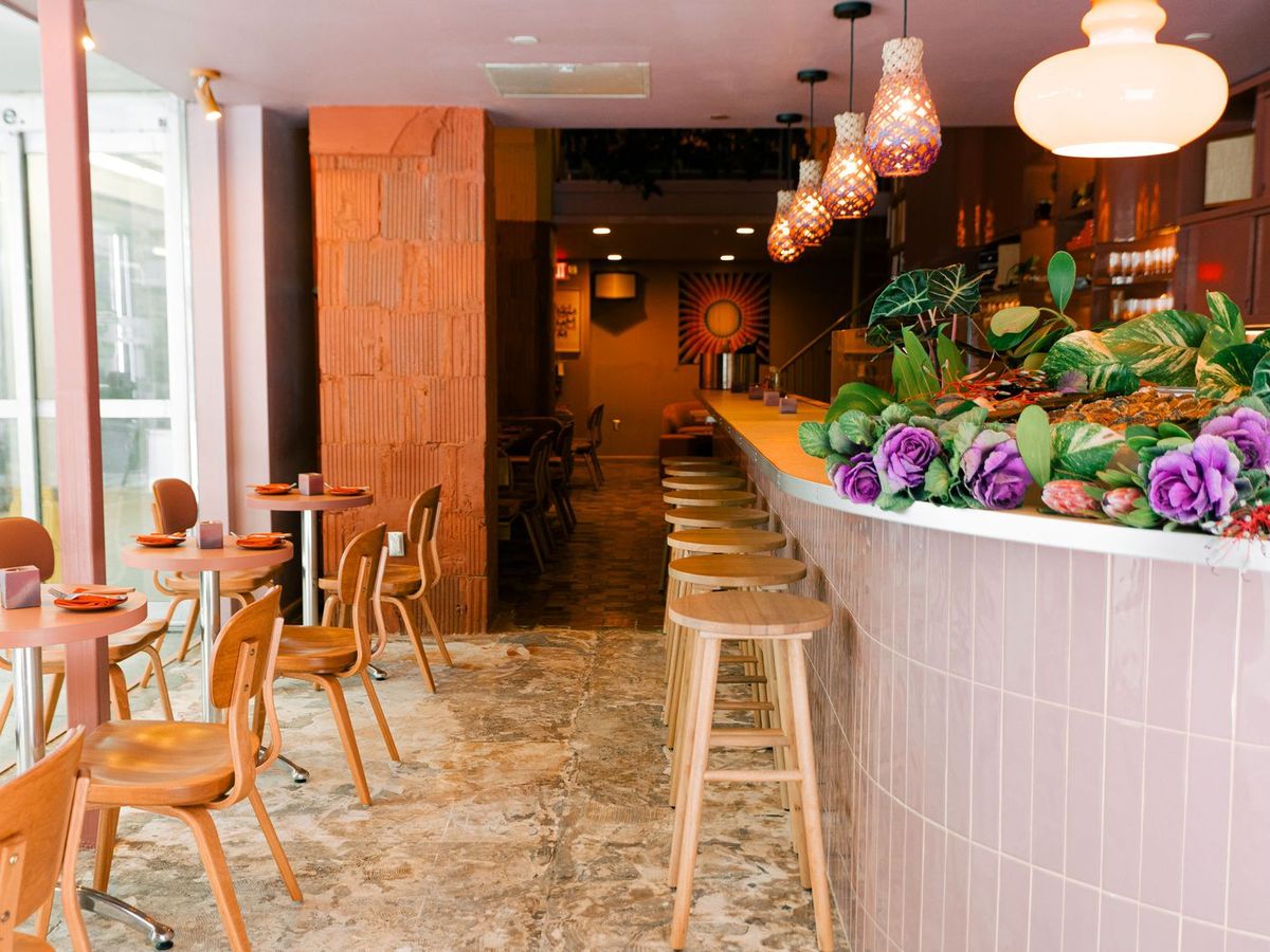 para los amantes de la buena comida, los cócteles artesanales y los ambientes acogedores, Margot Bar & Bistro se perfila como el nuevo destino. para los amantes de la buena comida, los cócteles artesanales y los ambientes acogedores, Margot Bar & Bistro se perfila como el nuevo destino.