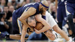 Los Spurs con Ginóbili van por la clasificación a las semifinales