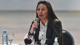 La ex ministra de Mujeres, Género y Diversidad de la Nación, Ayelén Mazzina, aportó chats que desmentirían lo declarado por Fabiola Yañez.