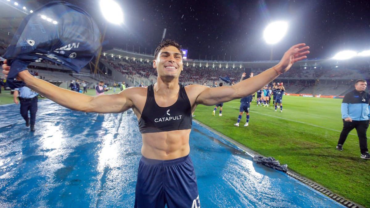 Fabrizio sartori, festeja su buena faena frente a River, la concreción de su penal y la fortaleza del grupo que integra Independiente Rivadavia.