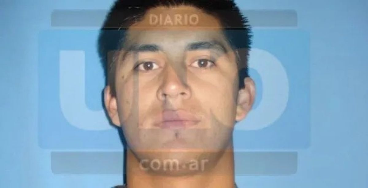 Omar El Tanga Gómez está preso desde que era menor de edad. Fue condenado por homicidio y tentativa de homicidio, pero luego le dieron salidas transitorias. Se fugó y mató a Matías Quiroga. Omar El Tanga Gómez está preso desde que era menor de edad. Fue condenado por homicidio y tentativa de homicidio, pero luego le dieron salidas transitorias. Se fugó y mató a Matías Quiroga.