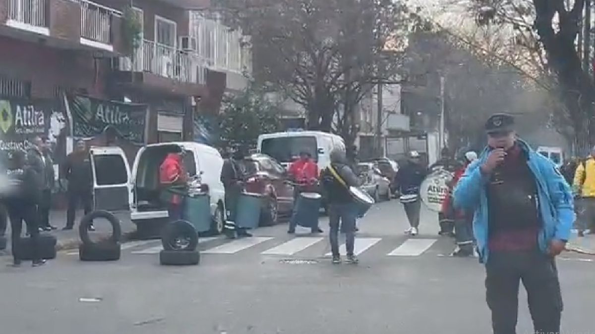 Los bloqueos a los lugares de trabajo son considerados una injuria laboral grave, en el nuevo DNU.