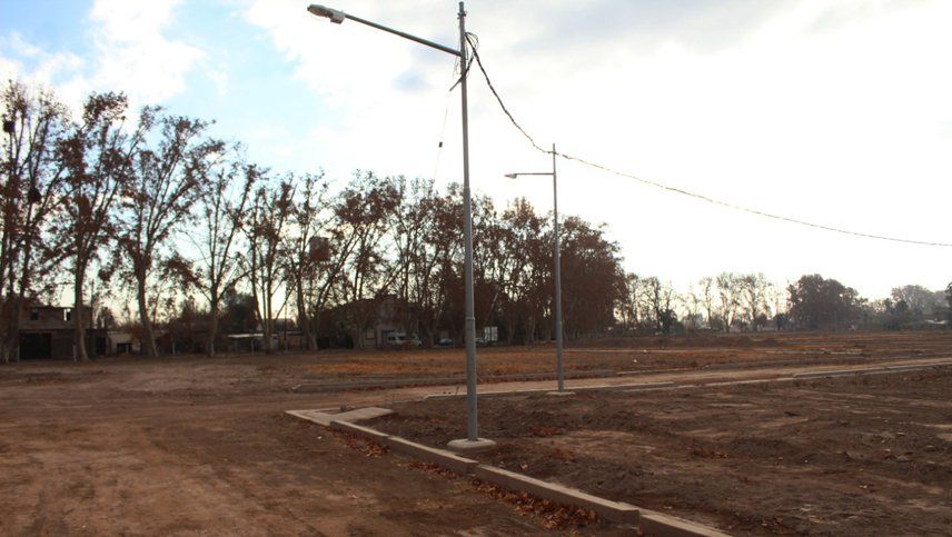 Ya firmaron sus carpetas más de 30 adjudicatarios de viviendas en Las Heras