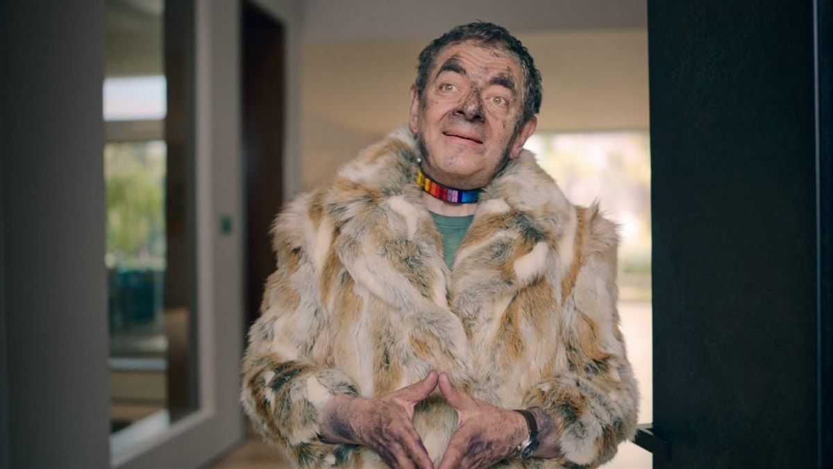 Rowan Atkinson y dos horas de distracción con una liviana y absurda comedia.