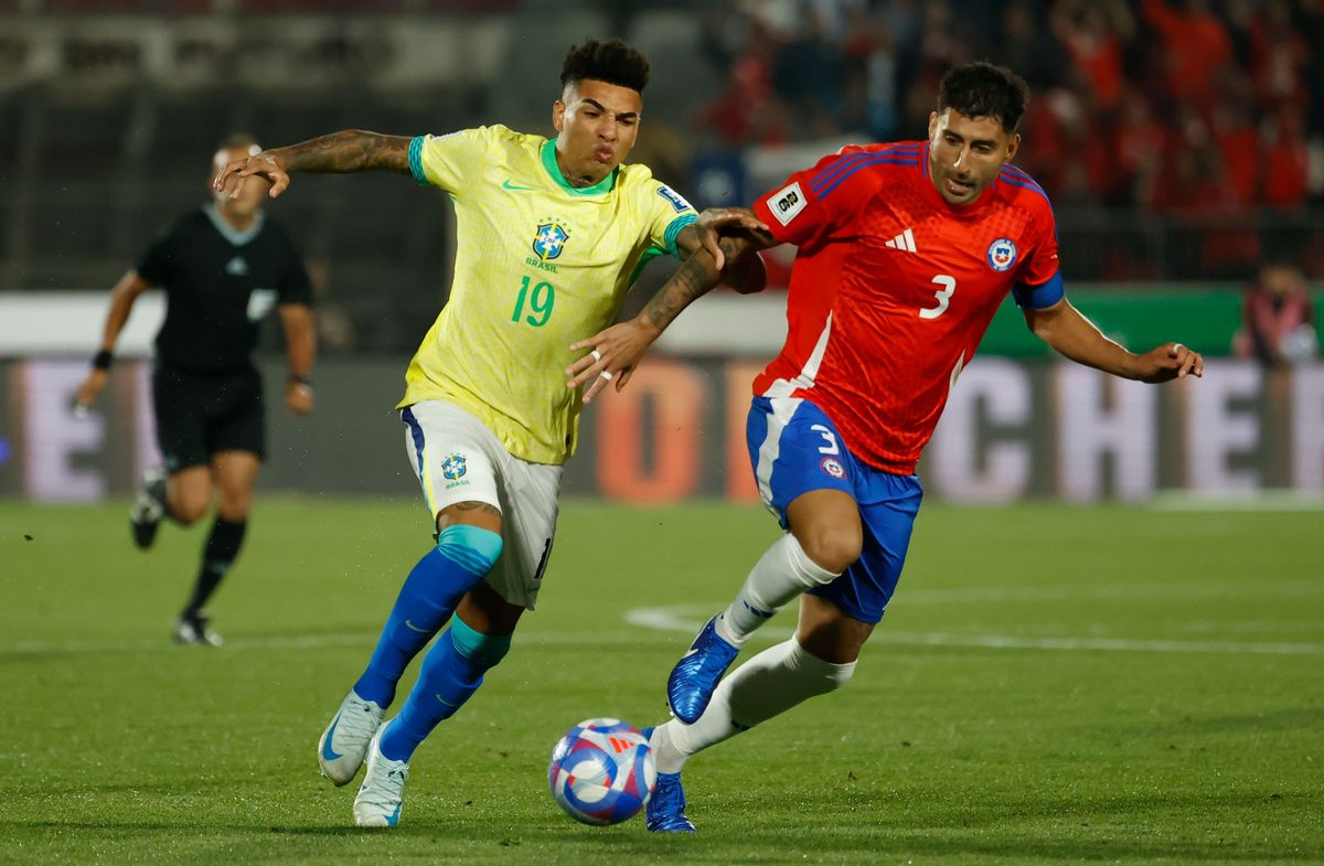 Brasil ganó sobre la hora en Santiago.