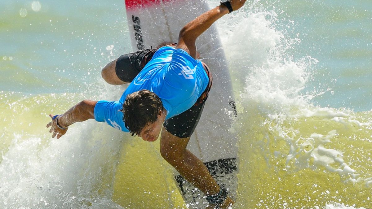 Marplatense. Joaquín Muñoz Larreta ganó la medalla de oro en surf, y su hermana la de plata. Marplatense. Joaquín Muñoz Larreta ganó la medalla de oro en surf, y su hermana la de plata.