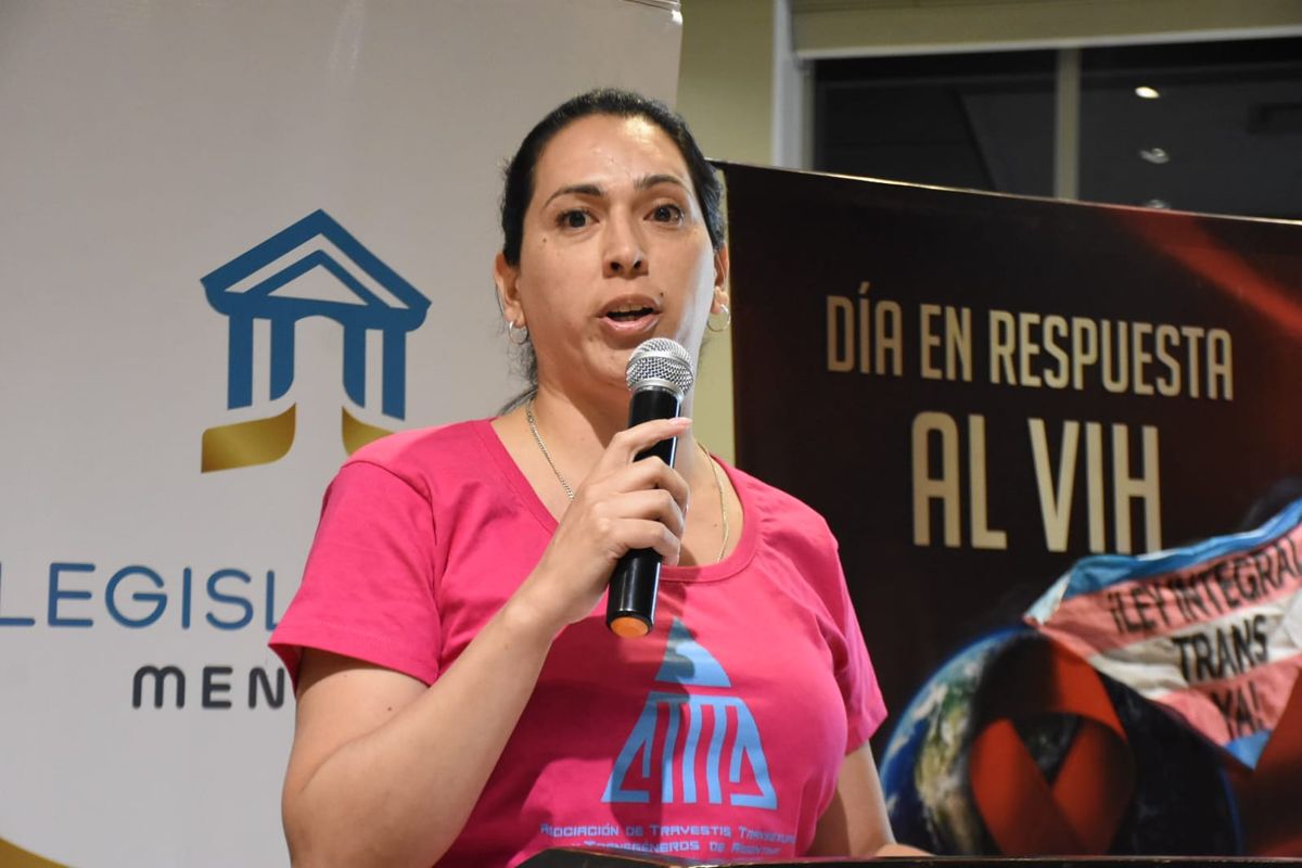 Agostina Dávila, coordinadora local de ATTTA, disertó en el Senado al recibir la declaración de interés provincial para su entidad. Agostina Dávila, coordinadora local de ATTTA, disertó en el Senado al recibir la declaración de interés provincial para su entidad.