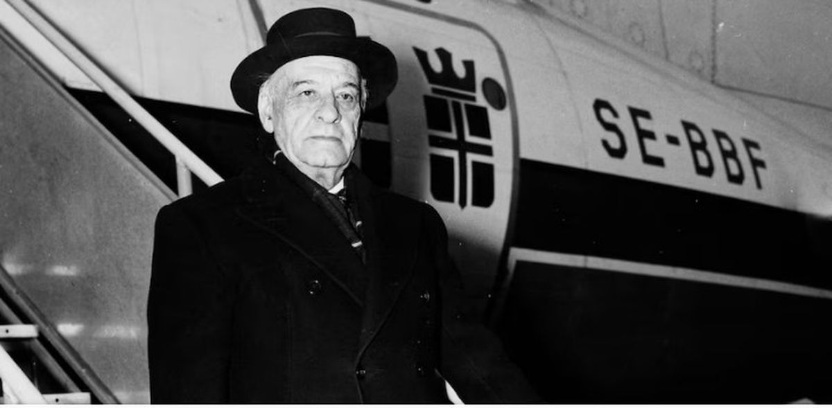 Ortega y Gasset, el filósofo que mejor describió este fenómeno de poner puntos suspensivos en lugar de acciones. Ortega y Gasset, el filósofo que mejor describió este fenómeno de poner puntos suspensivos en lugar de acciones.