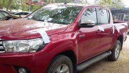 Dos hombres sustraían ruedas en una 4x4 en Luján y los atraparon
