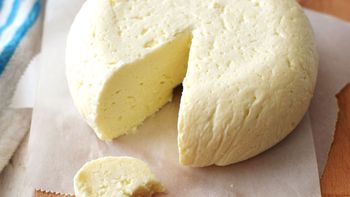 Receta de queso casero fresco con sólo 3 ingredientes y sin cuajo