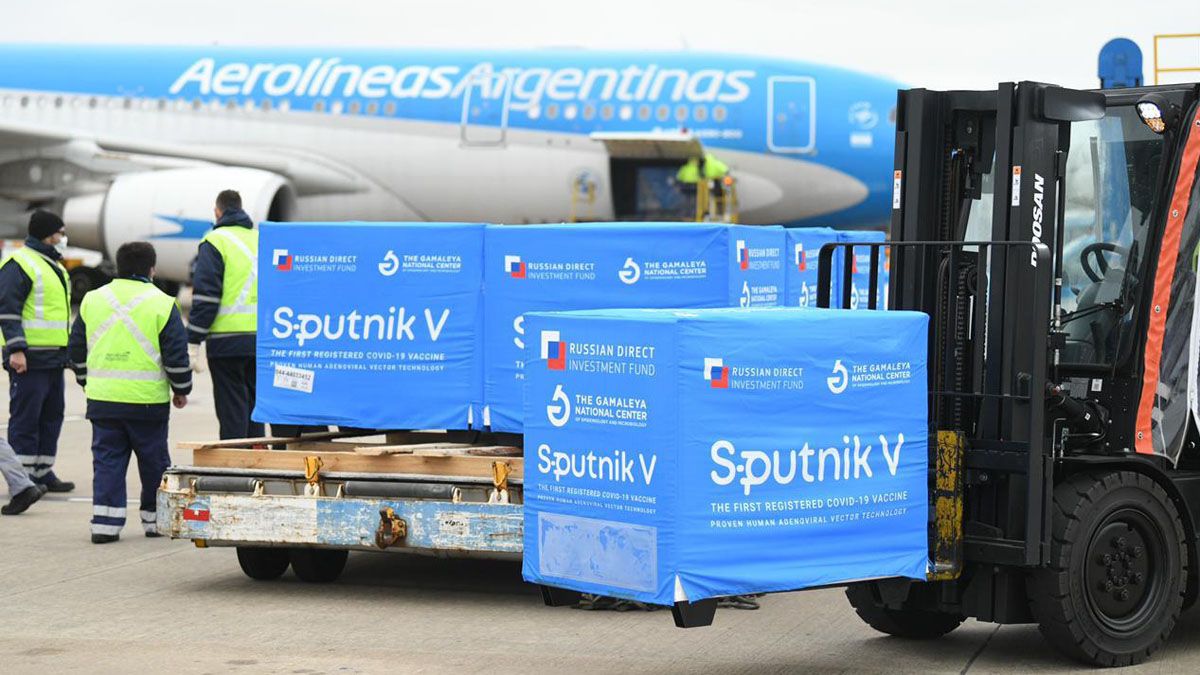 Segunda dosis de Sputnik: llegó otro lote a la Argentina y el 4% es para Mendoza