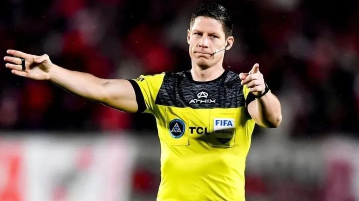 Nicolás Ramírez será el árbitro de la final entre Independiente Rivadavia y Argentinos Juniors por Copa Argentina. 