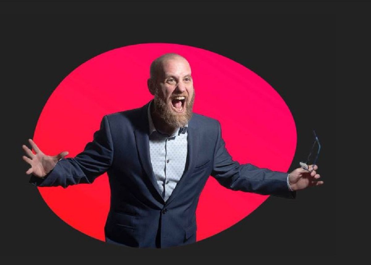 Gonzalo a través de sus capacitaciones enseñar las leyes universales de la comunicación para que sus clientes puedan contar de forma clara y emocionante productos, servicios y marcas.