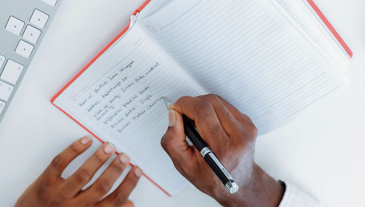 Qué significa si tengo una escritura lenta o pausada, según la grafología. Fuente Javier Lara