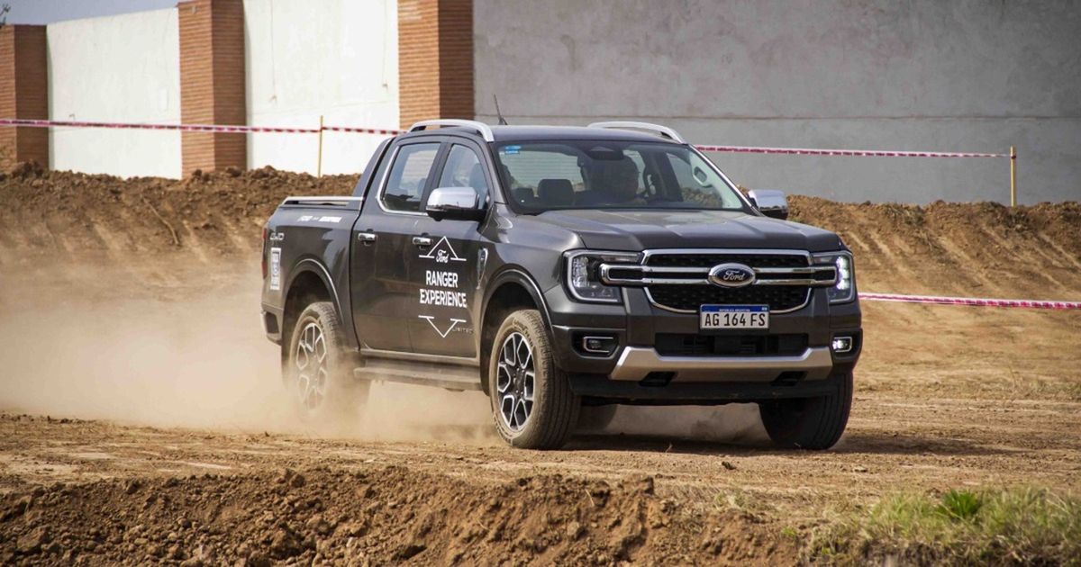 Esta experiencia integral combina conducción, naturaleza, gastronomía y entretenimiento en un mismo lugar. Esta experiencia integral combina conducción, naturaleza, gastronomía y entretenimiento en un mismo lugar.