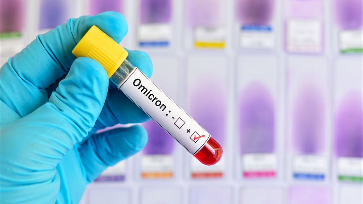 La variante ómicron tiene síntomas diferentes al resto