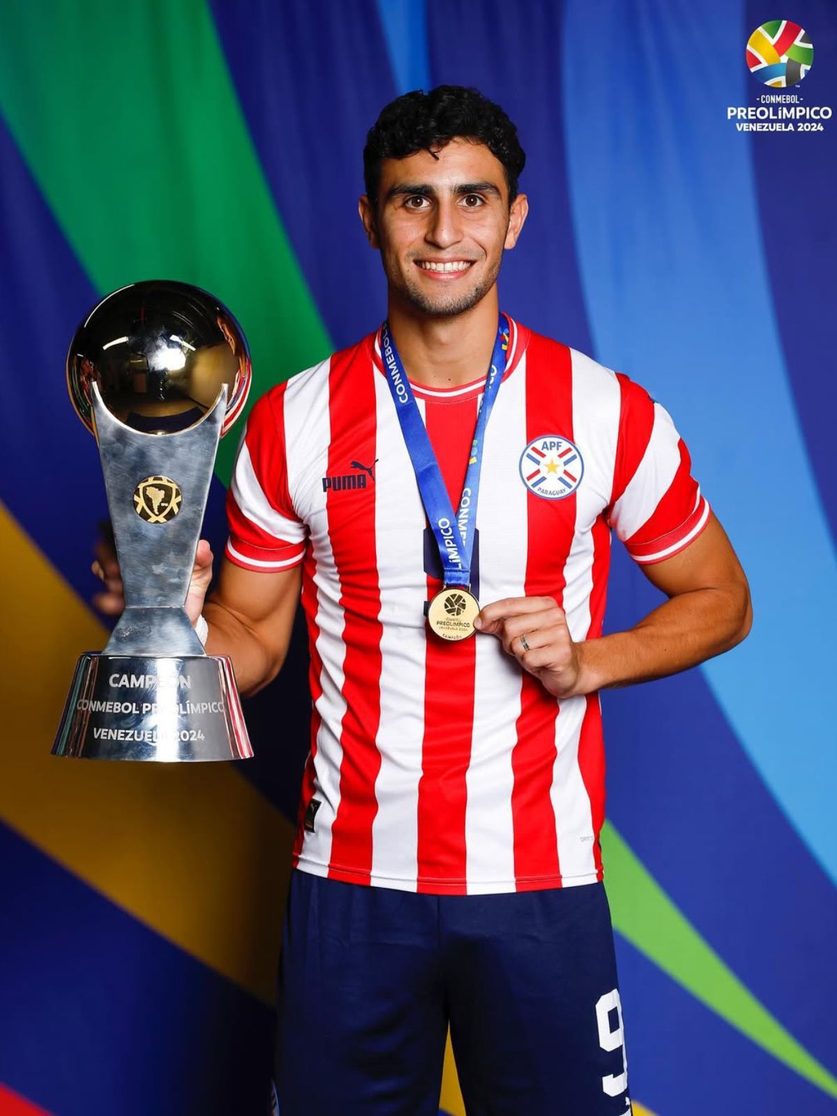 Kevin Parzajuk fue campeón con la Selección Sub 23 de Paraguay del Preolímpico y participó de los Juegos de París 2024. Kevin Parzajuk fue campeón con la Selección Sub 23 de Paraguay del Preolímpico y participó de los Juegos de París 2024.