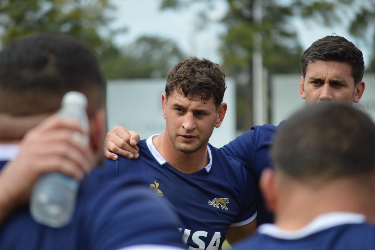 Juan Martín González es uno de los habituales titulares en la tercera línea. Juan Martín González es uno de los habituales titulares en la tercera línea.